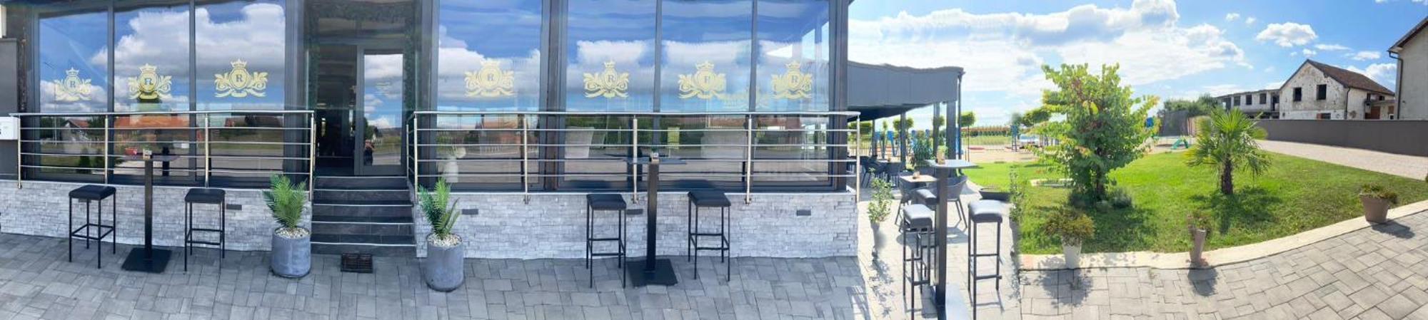 Royal Palace Vukovar Ngoại thất bức ảnh
